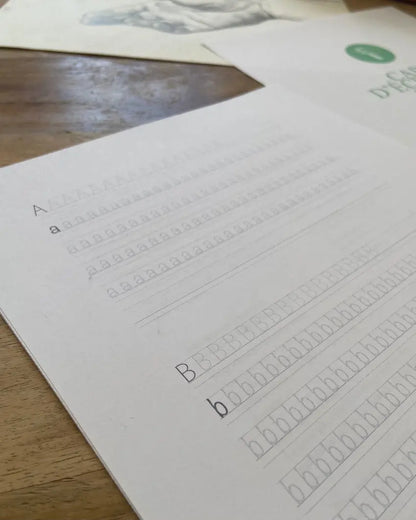 Page du Carnet d'écriture à la main — Force naturelle du Céleri, version PDF à télécharger, page des A et B lettres détachées 